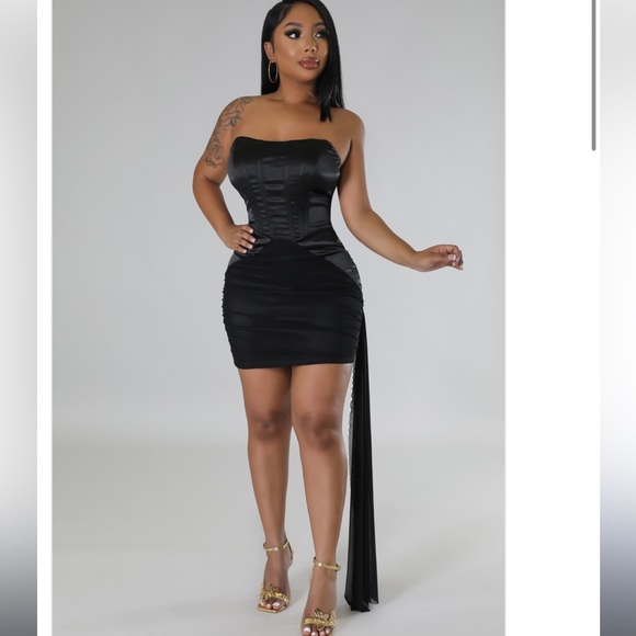 Black satin corset dress - Picture 3 of 4